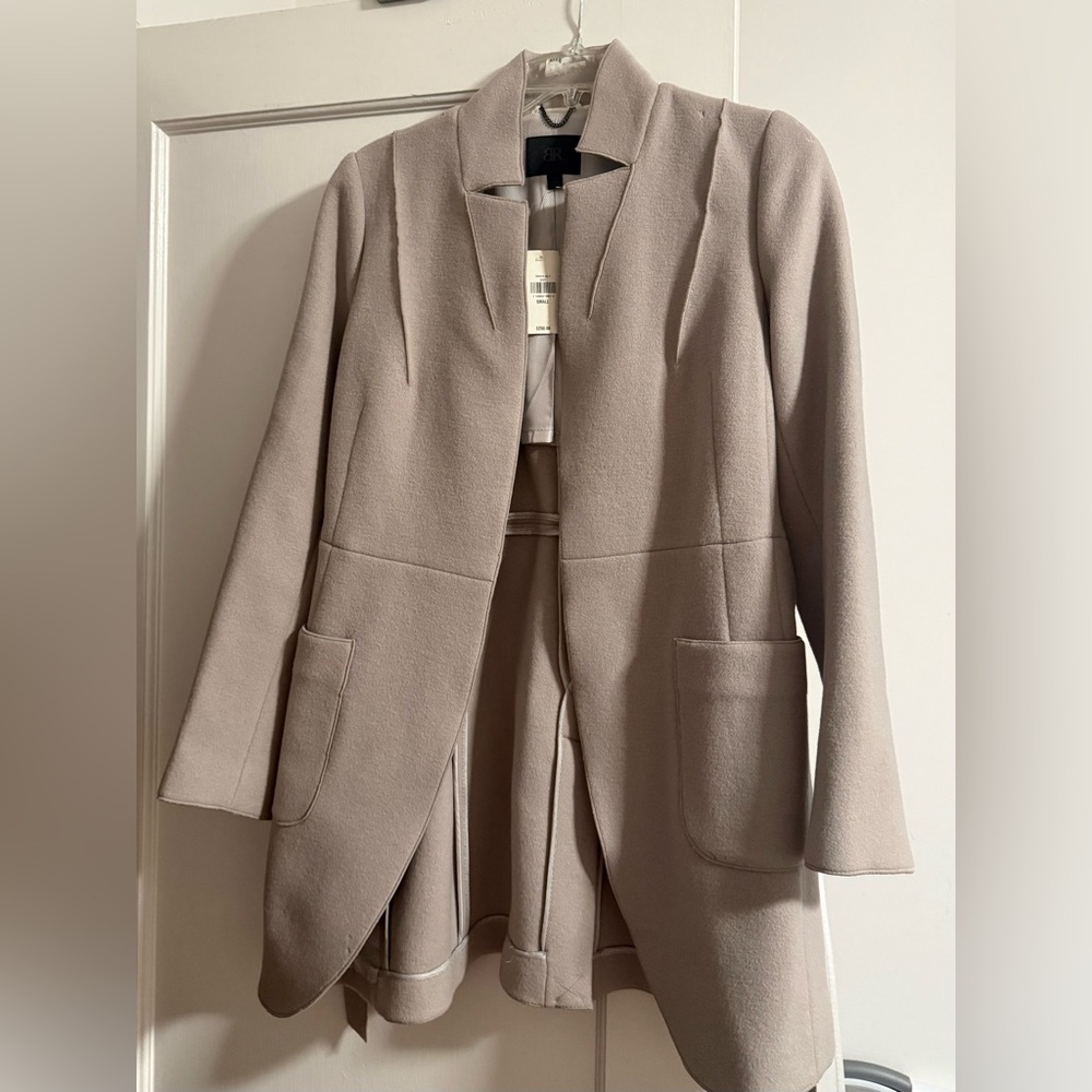 NWT Banana Republic Black Label Light Gray Women's Coat-Perfect for the Season!